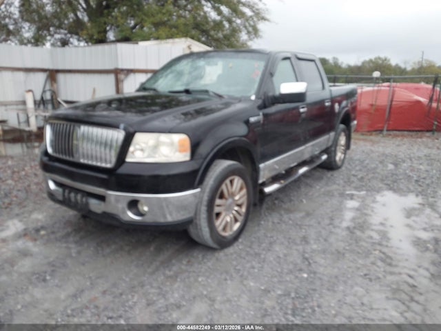 2006 LINCOLN MARK LT 5LTPW18516FJ22775 Photo 1