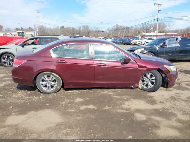 Auction sale of the 2011 Honda Accord 2.4 Lx-p, vin: 1HGCP2F4XBA075592, lot number: 44582266