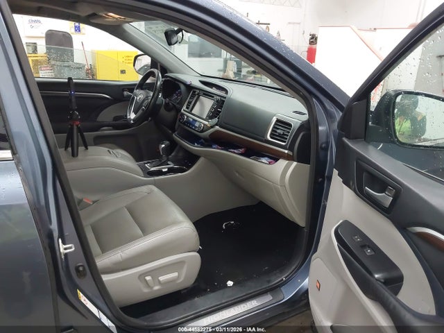 5TDDKRFH0FS110940 Toyota Highlander Limited Platinum V6