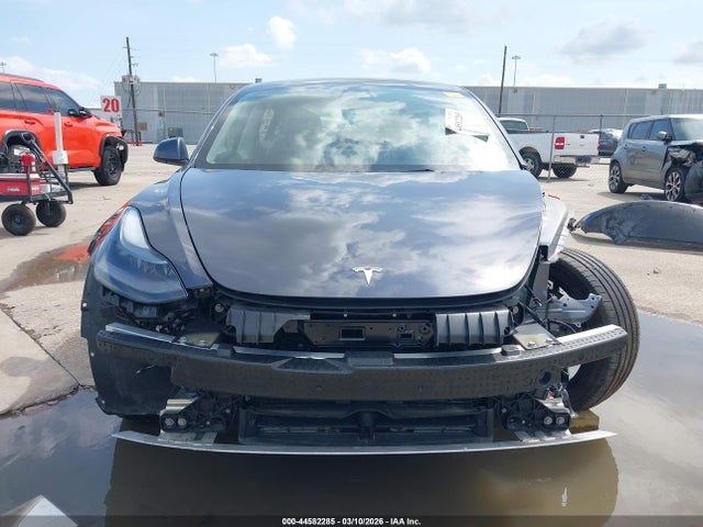 44582285 :رقم المزاد ، 5YJ3E1EB2NF118252 vin ، 2022 Tesla Model 3 Long Range Dual Motor All-wheel Drive مزاد بيع