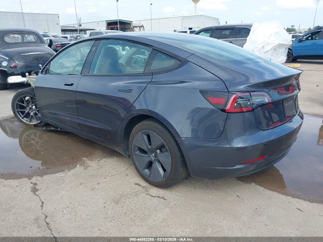 44582285 :رقم المزاد ، 5YJ3E1EB2NF118252 vin ، 2022 Tesla Model 3 Long Range Dual Motor All-wheel Drive مزاد بيع