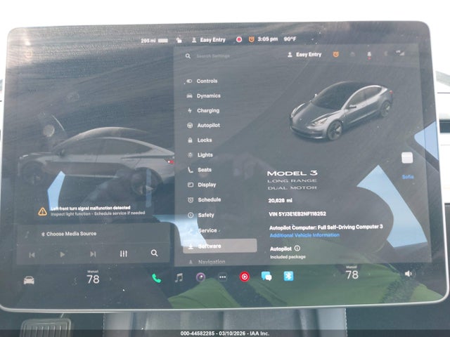 44582285 :رقم المزاد ، 5YJ3E1EB2NF118252 vin ، 2022 Tesla Model 3 Long Range Dual Motor All-wheel Drive مزاد بيع