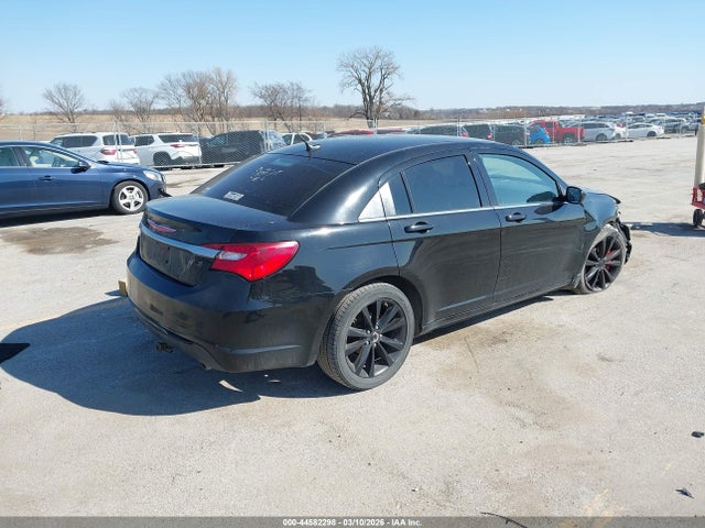 Продажа на аукционе авто 2011 Chrysler 200 S, vin: 1C3BC8FG8BN567201, номер лота: 44582298