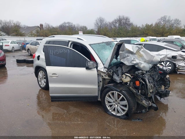 2012 VOLKSWAGEN TIGUAN WVGBV7AX7CW548623