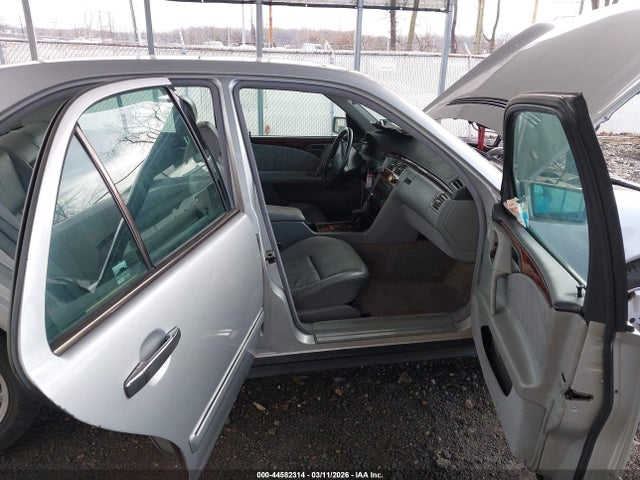 44582314 :رقم المزاد ، WDBJF65H1XA922865 vin ، 1999 Mercedes-benz E 320 مزاد بيع