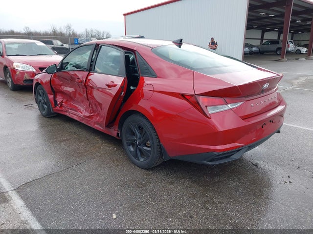 44582350 :رقم المزاد ، KMHLM4AG4NU312239 vin ، 2022 Hyundai Elantra Sel مزاد بيع