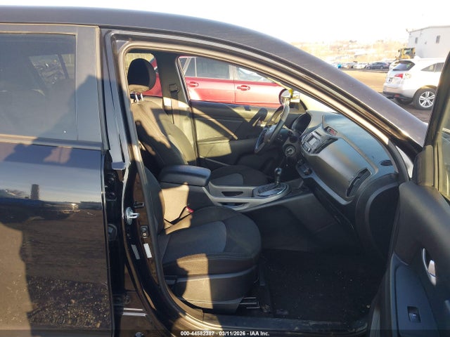 Продажа на аукционе авто 2016 Kia Sportage Lx, vin: KNDPB3AC1G7808202, номер лота: 44582387