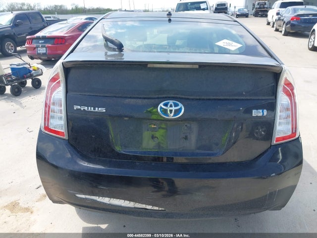 Toyota Prius Two 2015 JTDKN3DU5F1933095 Image 16