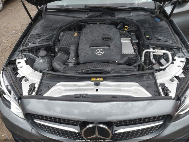 2018 Mercedes-benz C 300 4matic მანქანა იყიდება აუქციონზე, vin: 55SWF4KB2JU242868, აუქციონის ნომერი: 44582405