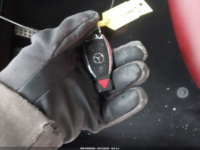 2018 Mercedes-benz C 300 4matic მანქანა იყიდება აუქციონზე, vin: 55SWF4KB2JU242868, აუქციონის ნომერი: 44582405