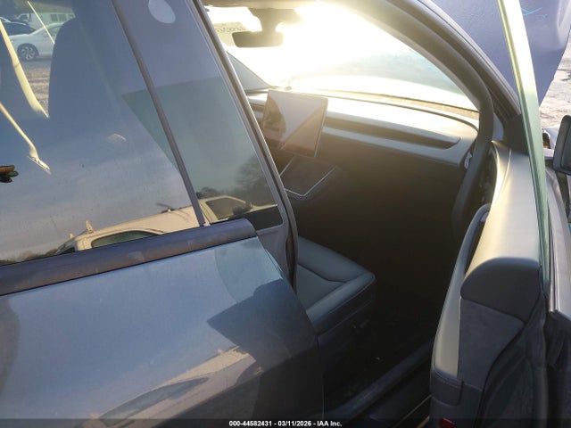 2026 Tesla Model Y Long Range Launch Series/premium All-wheel Drive მანქანა იყიდება აუქციონზე, vin: 7SAYGDEEXTA409753, აუქციონის ნომერი: 44582431