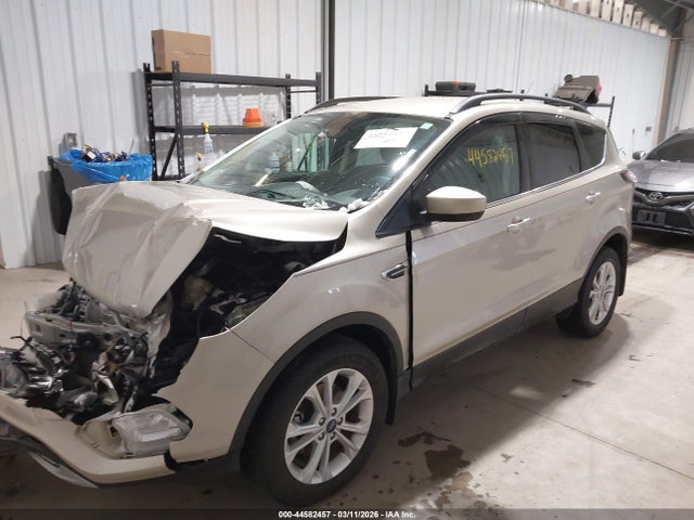 2018 FORD ESCAPE 1FMCU0GD9JUC60137 Photo 1