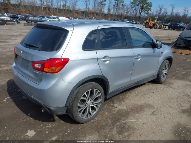 2017 MITSUBISHI OUTLANDER SPORT JA4AP3AU7HZ030035 Photo 3