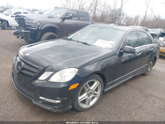 2013 MERCEDES-BENZ E 350 WDDHF8JB2DA680862 Photo 1