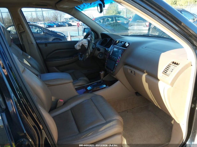 Продажа на аукционе авто 2005 Acura Mdx, vin: 2HNYD18245H537177, номер лота: 44582521