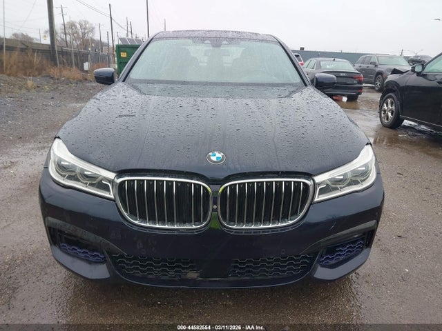 44582554 :رقم المزاد ، WBA7F2C5XGG420220 vin ، 2016 Bmw 750i Xdrive مزاد بيع