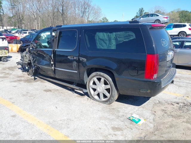 Продаж на аукціоні авто 2010 Cadillac Escalade Esv Premium, vin: 1GYUKJEF4AR105260, номер лоту: 44582559