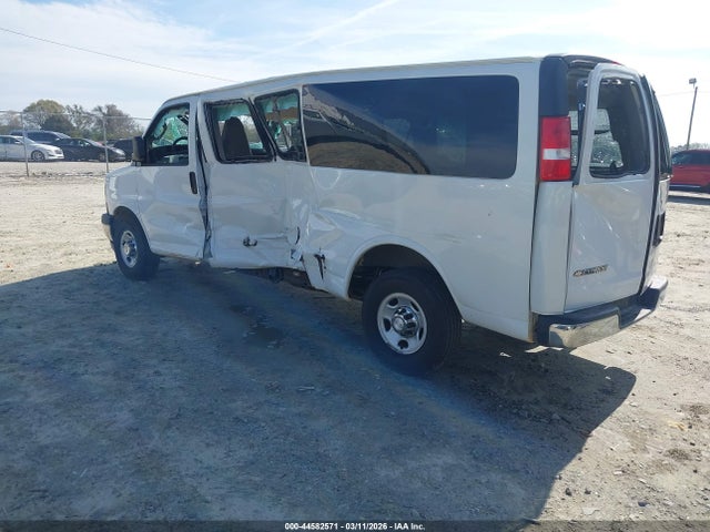 2018 Chevrolet Express 3500 Lt მანქანა იყიდება აუქციონზე, vin: 1GAZGPFG2J1322692, აუქციონის ნომერი: 44582571