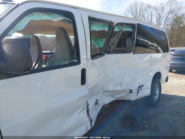 2018 Chevrolet Express 3500 Lt მანქანა იყიდება აუქციონზე, vin: 1GAZGPFG2J1322692, აუქციონის ნომერი: 44582571