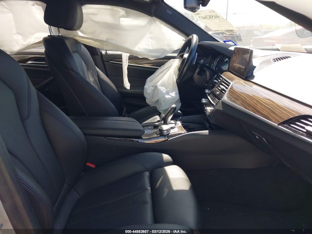 2019 BMW 530I WBAJA5C59KBX46733 Photo 4