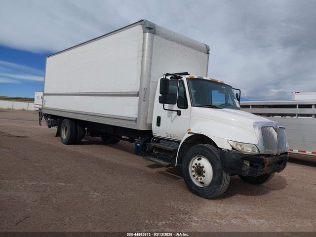 44582613 :رقم المزاد ، 3HAMMMMLXJL003778 vin ، 2018 International Durastar 4300 مزاد بيع