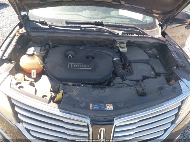 2017 LINCOLN MKC 5LMCJ1C98HUL32775 Photo 9