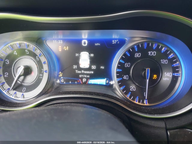 2017 CHRYSLER 300C 2C3CCAEG1HH579656 Photo 6