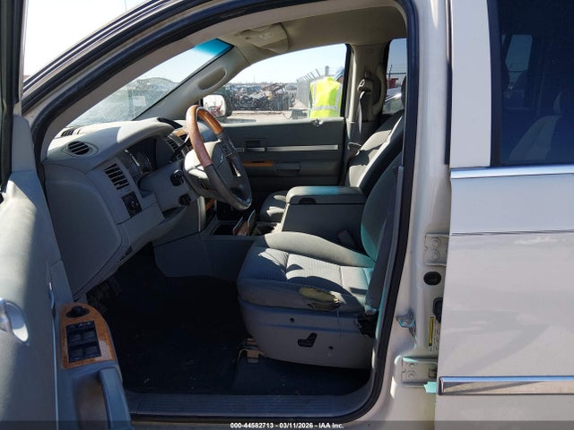 Aukcja sprzedaży 2008 Chrysler Aspen Limited, vin: 1A8HW58N18F122561, numer aukcji: 44582713