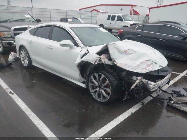 2014 AUDI A7 WAU2GAFC9EN038135
