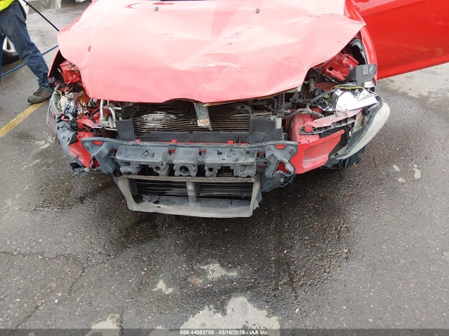 1FADP3F24EL277091 Ford FOCUS SE