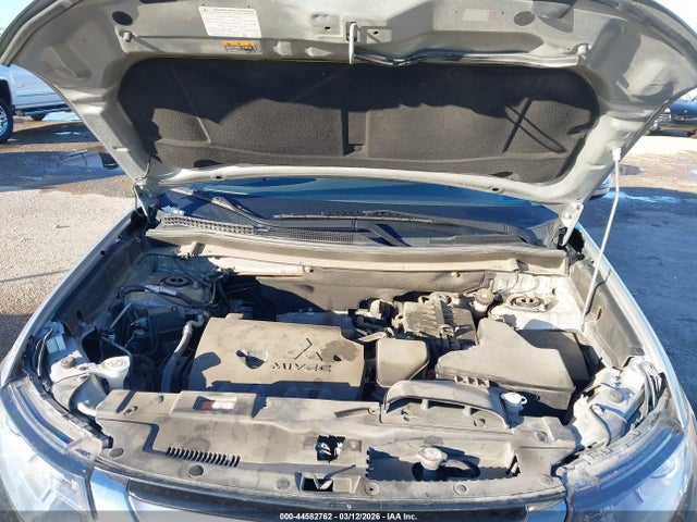 2018 MITSUBISHI OUTLANDER JA4AZ3A3XJZ025449 Photo 9