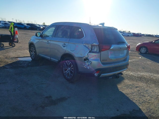 2018 MITSUBISHI OUTLANDER JA4AZ3A3XJZ025449 Photo 2