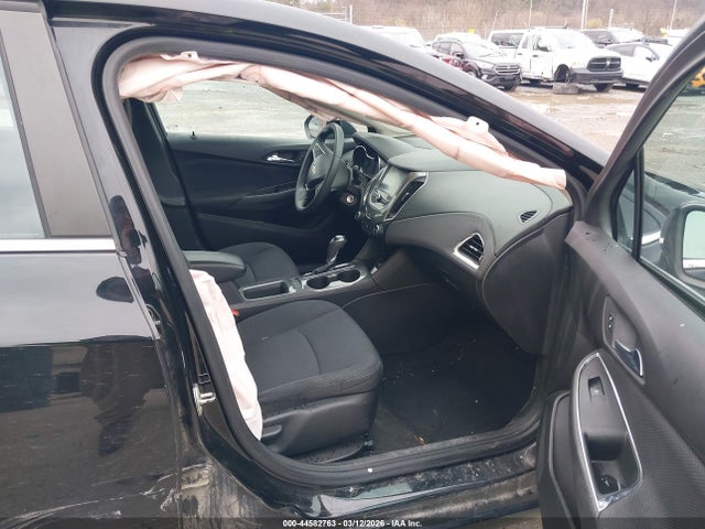 2018 CHEVROLET CRUZE 3G1BE6SM0JS597036 Photo 4