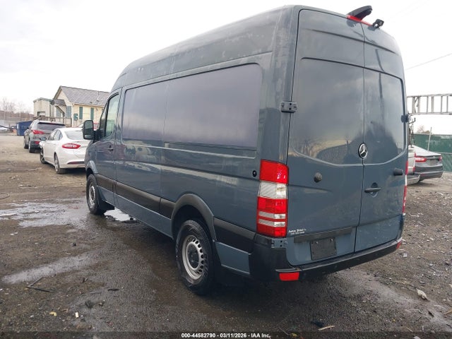 2018 MERCEDES-BENZ SPRINTER 2500 WD3PE7CD0JP625069 Photo 2