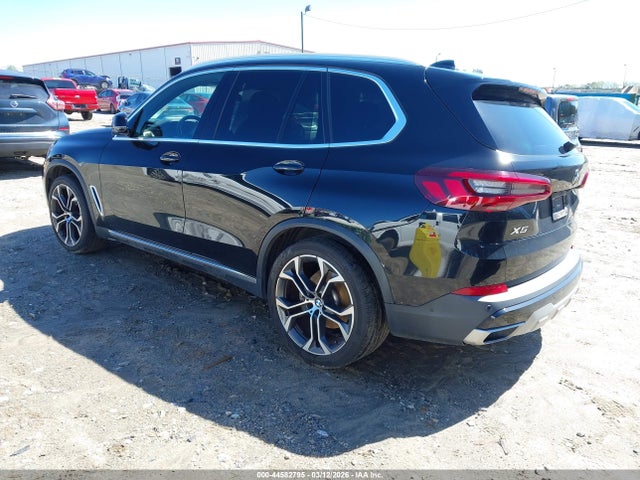 2022 BMW X5 5UXCR4C06N9J51478 Photo 2