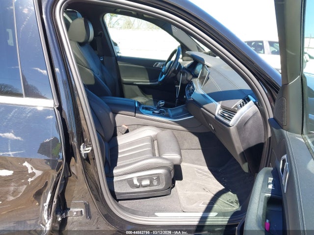 2022 BMW X5 5UXCR4C06N9J51478 Photo 4