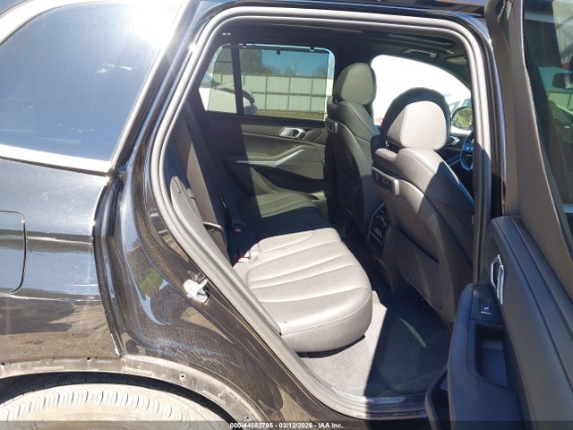 2022 BMW X5 5UXCR4C06N9J51478 Photo 7