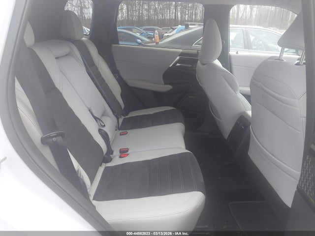 44582823 :رقم المزاد ، JA4J4VA84SZ014616 vin ، 2025 Mitsubishi Outlander Se 2.5 S-awc مزاد بيع