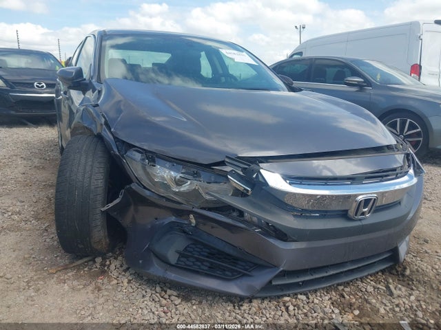 Aukcja sprzedaży 2018 Honda Civic Lx, vin: 19XFC2F58JE033224, numer aukcji: 44582837