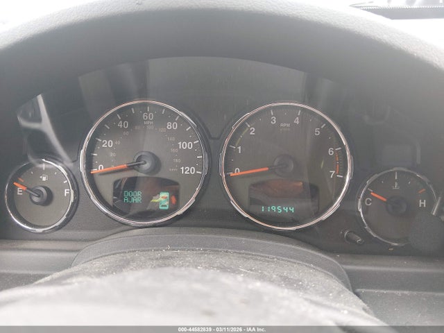 44582839 :رقم المزاد ، 1J4PN5GK5BW558618 vin ، 2011 Jeep Liberty Limited Edition مزاد بيع