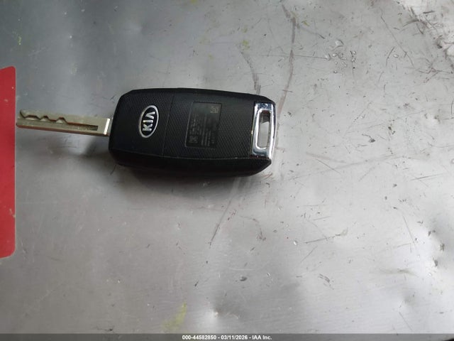 Продаж на аукціоні авто 2018 Kia Sorento 2.4l L, vin: 5XYPG4A33JG344640, номер лоту: 44582850