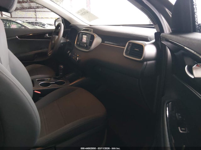 Продаж на аукціоні авто 2018 Kia Sorento 2.4l L, vin: 5XYPG4A33JG344640, номер лоту: 44582850