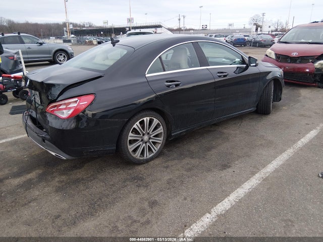 2017 MERCEDES-BENZ CLA 250 WDDSJ4EB6HN486938 Photo 3