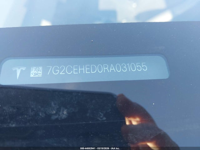 44582941 :رقم المزاد ، 7G2CEHED0RA031055 vin ، 2024 Tesla Cybertruck All-wheel Drive مزاد بيع