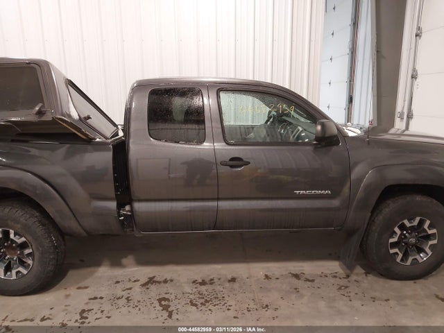 2013 Toyota Tacoma Base V6 მანქანა იყიდება აუქციონზე, vin: 5TFUU4EN6DX083237, აუქციონის ნომერი: 44582959