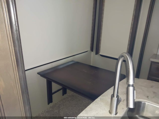 Продажа на аукционе авто 2018 Grand Design Other, vin: 573FS4332J1108657, номер лота: 44582979