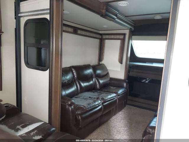 Продажа на аукционе авто 2018 Grand Design Other, vin: 573FS4332J1108657, номер лота: 44582979