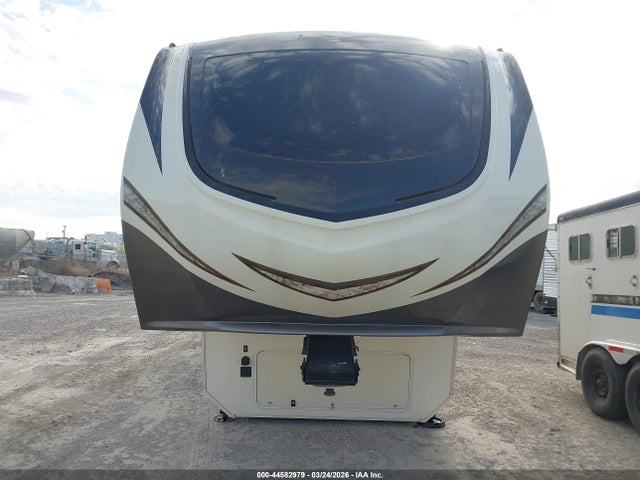 Продажа на аукционе авто 2018 Grand Design Other, vin: 573FS4332J1108657, номер лота: 44582979
