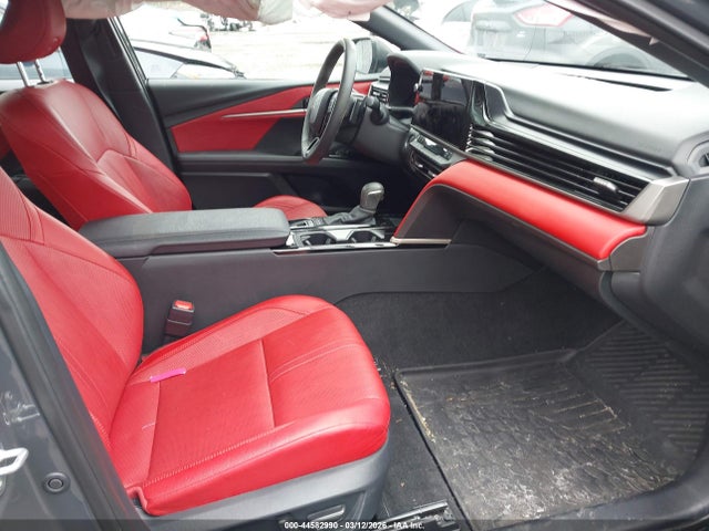 Toyota CAMRY XSE 2025 4T1DBADK1SU505792 Image 5