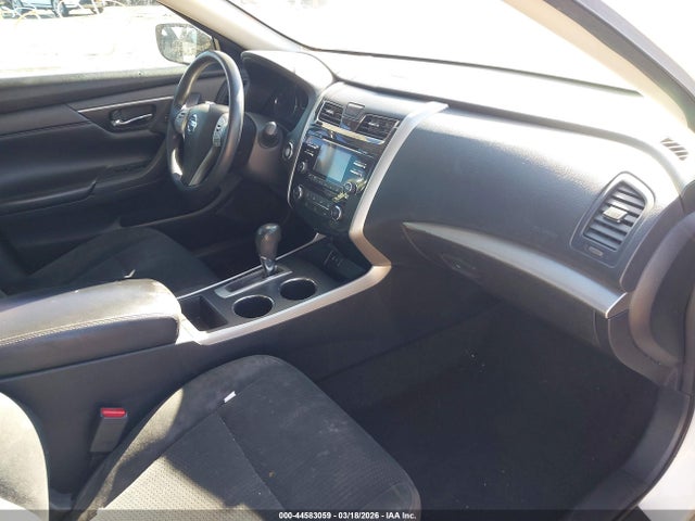 2015 Nissan Altima 2.5 S მანქანა იყიდება აუქციონზე, vin: 1N4AL3AP4FC460574, აუქციონის ნომერი: 44583059